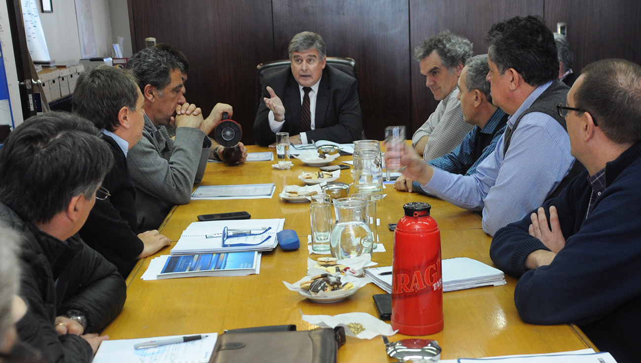 Reunion-Alejandro-Nicola-con-Cooperativas-electricas_0034