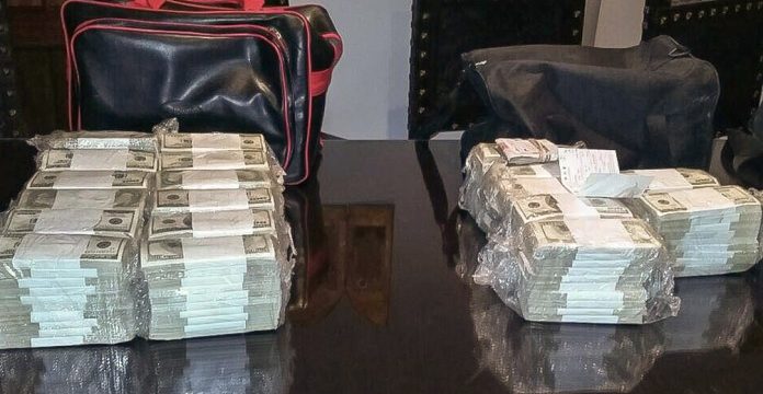 dolares