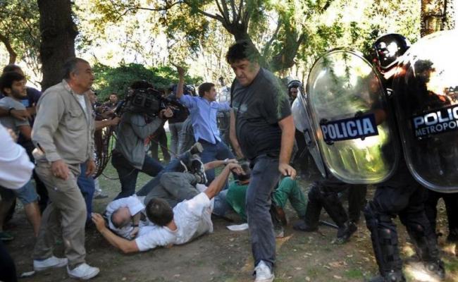 represion_en_el_borda_1