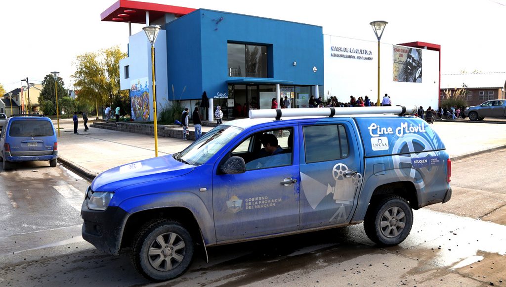 web-primeracine-movil-recorre-barrios-de-esta-capital-1024x580