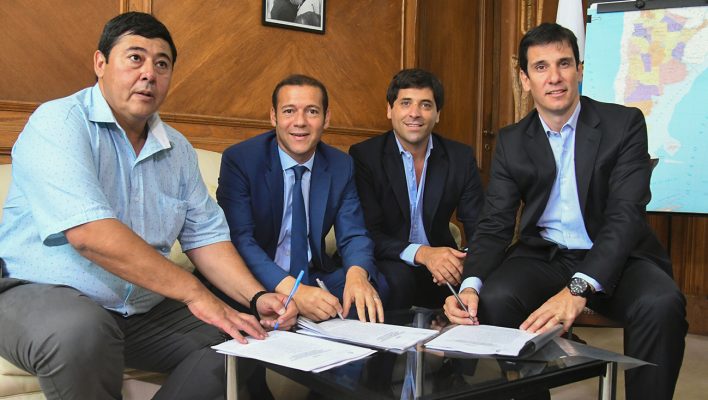 web-firmaron-convenios-con-nacion-por-obras-de-asfalto-para-rincon-de-los-sauces_122955-708x400