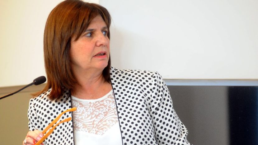 bullrich-jpg_258117318