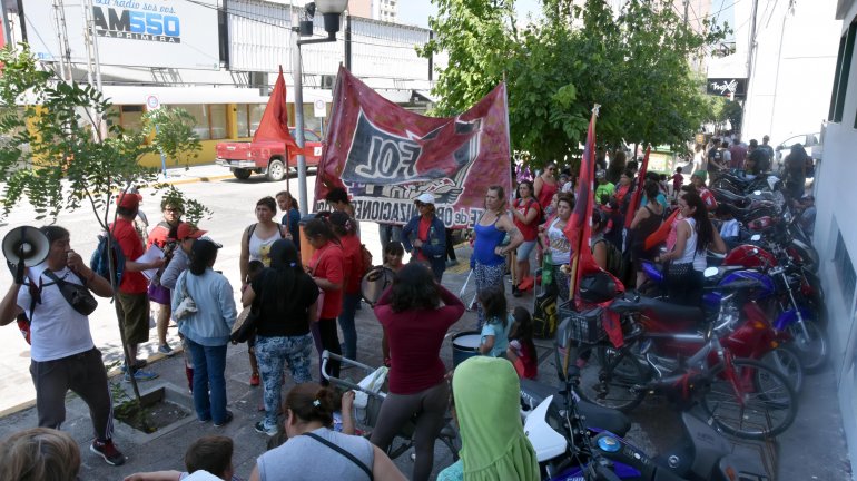 protesta Gentileza LM Neuquén.