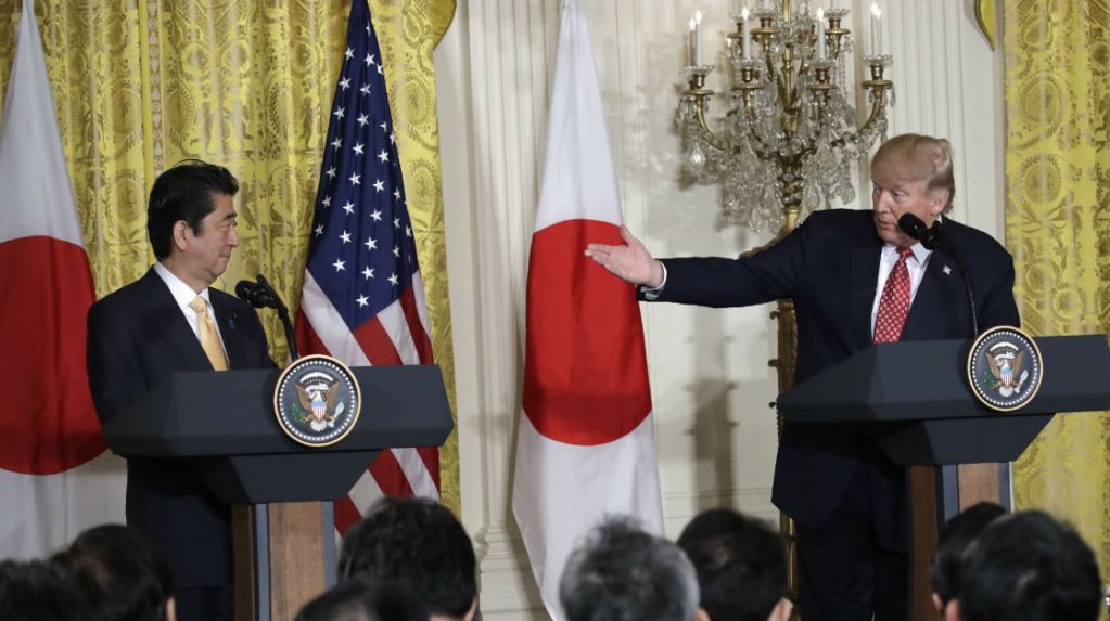 Donald-Trump-Shinzo-Abe