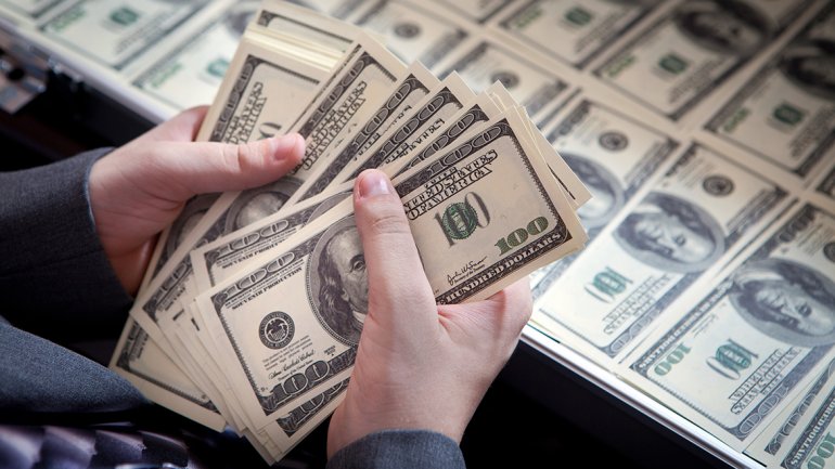 dolares