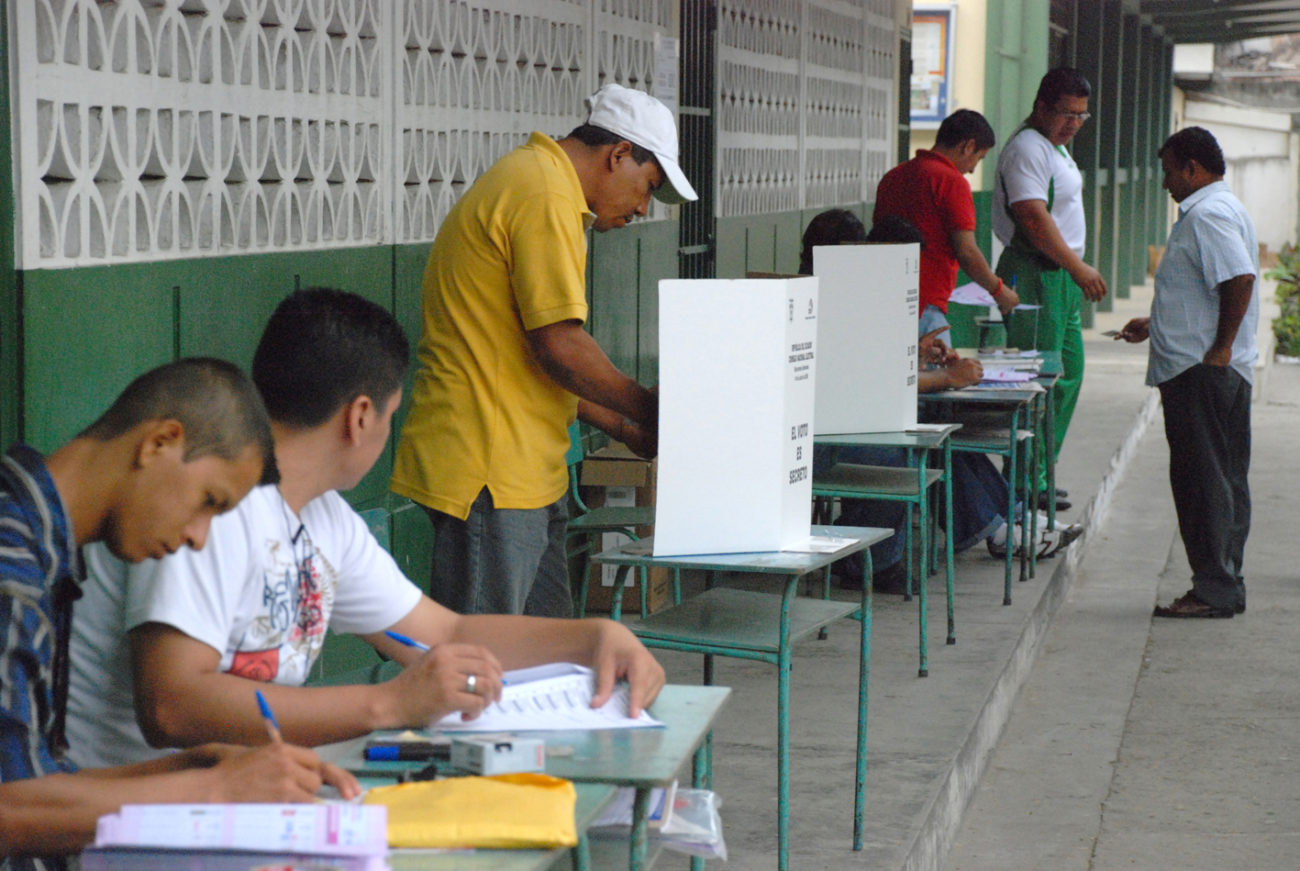 elecciones, parlamentarios andinosportoviejo14 junio 2009alberto zambrano