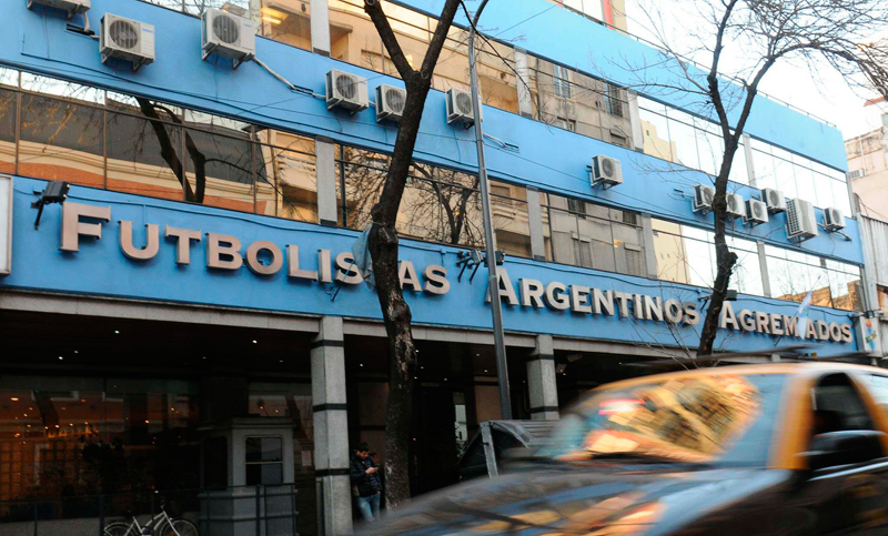 futbolistas-argentinos-agremiados