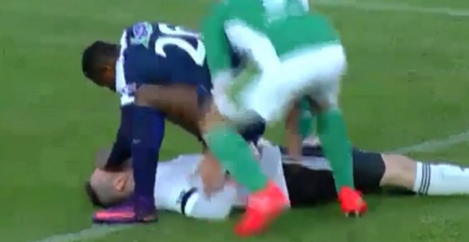 Le salvó la vida en pleno partido
