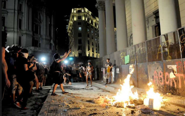 Incidentes y detenidos en la Marcha internacional de Mujeres