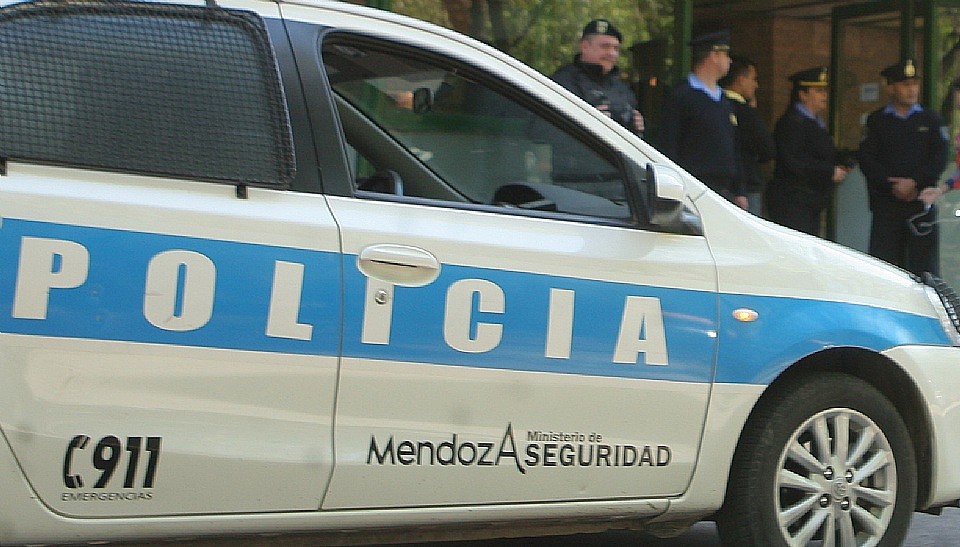 movil-policial-mendoza-03(29)