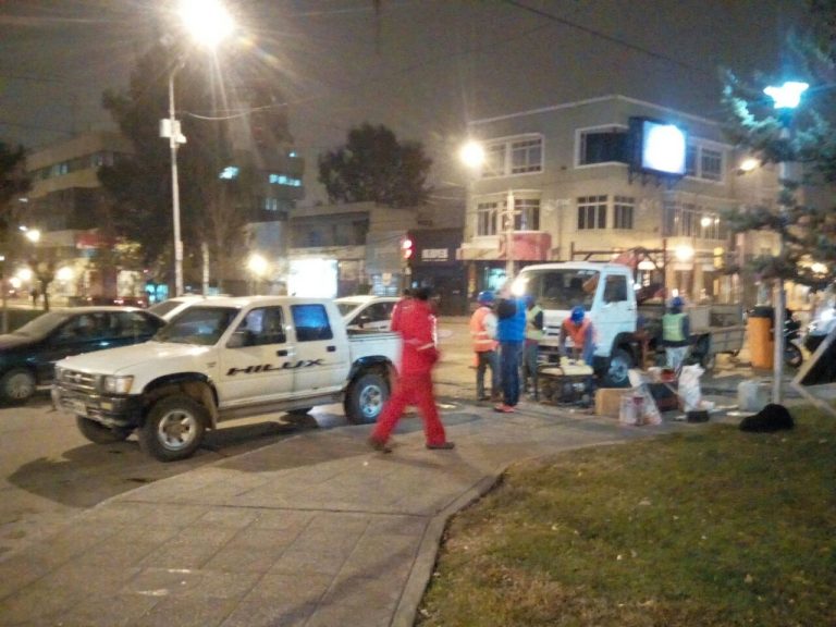 Trabajos de recambio en placas de pavimento complican el tránsito en el centro neuquino