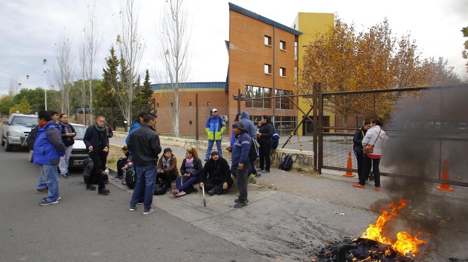 auxiliares Gentileza Diario Río Negro.