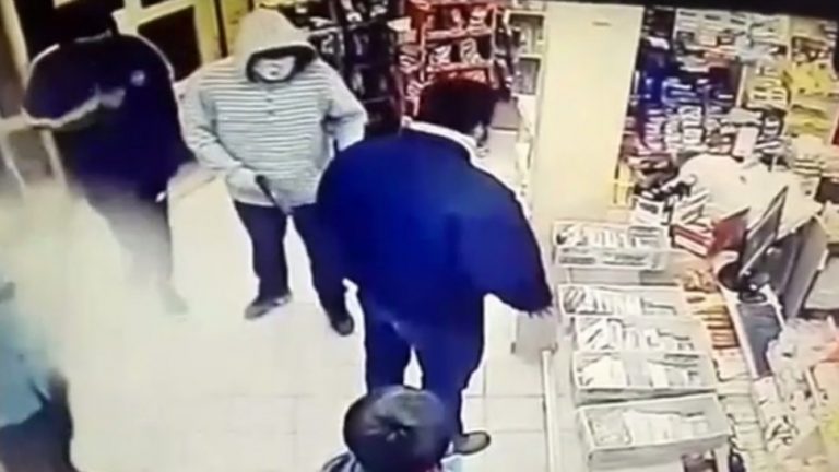¡Se olvidaron de las cámaras!