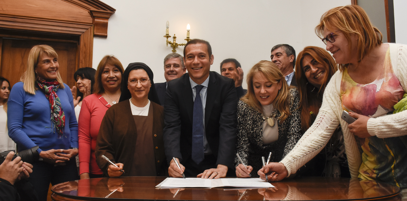 WEB-CABEZA-Se-construirá-un-desarrollo-habitacional-para-la-comunidad-trans-_SIP5821