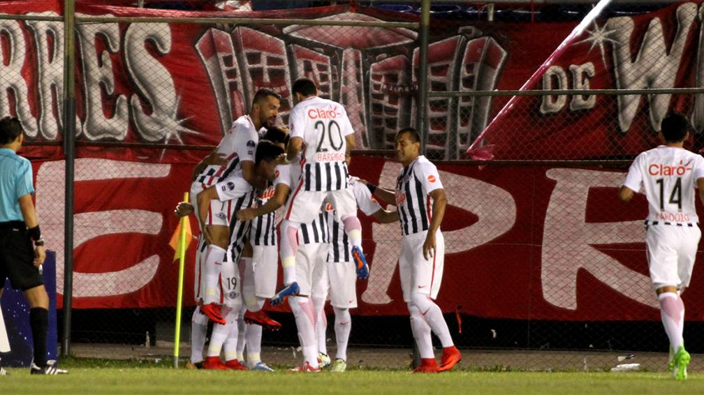 independiente_bomba