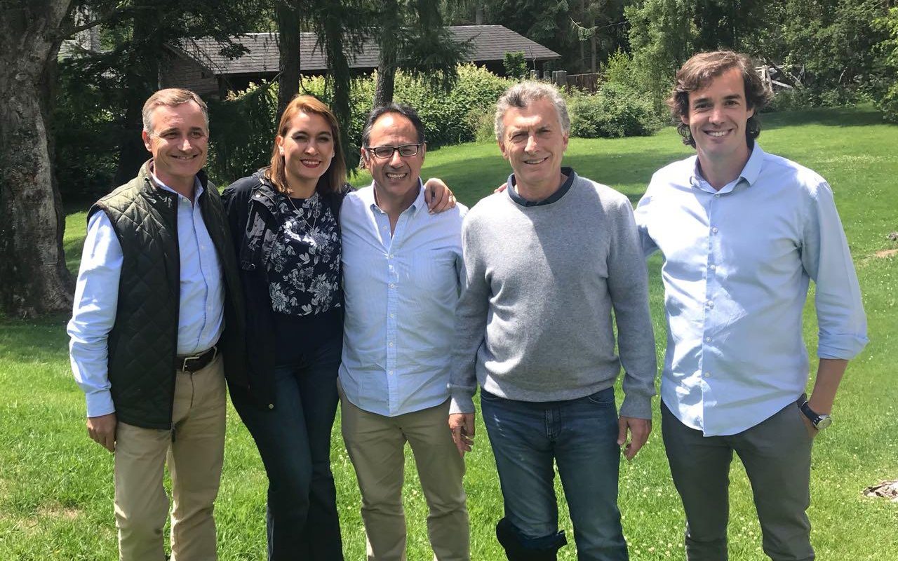 macri Gentileza Angostura Digital.