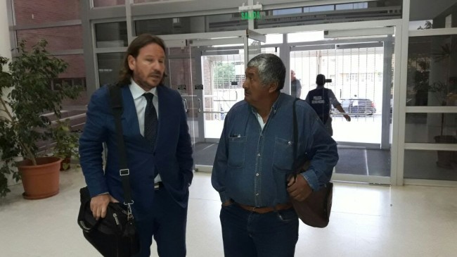 foto Abogado de la familia y el padre del joven desaparecido. Gentileza Diario Río Negro.