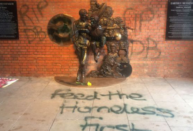 monumento