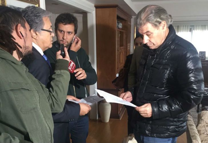 el-periodista-victor-hugo-morales-en-el-allanamiento-en-su-casa-287524