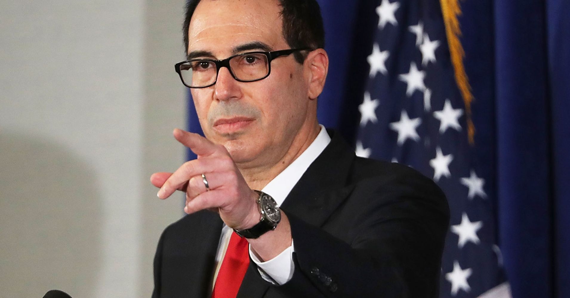 104757220-GettyImages-850803520-mnuchin.1910x1000