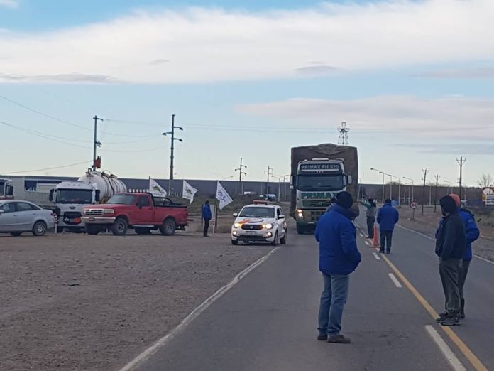 camioneros Gentileza.