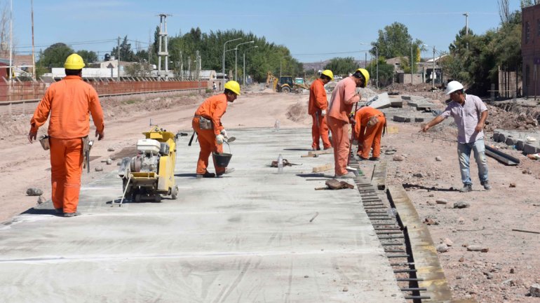 neuquen-obra-del-Metrobús