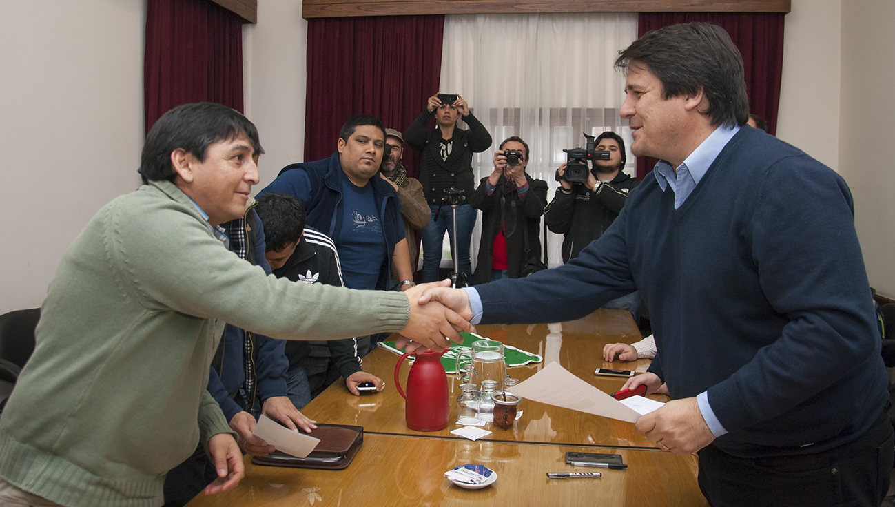 Neuquén 12-08-2016... Ministro de gobierno y Justicia Mariano G