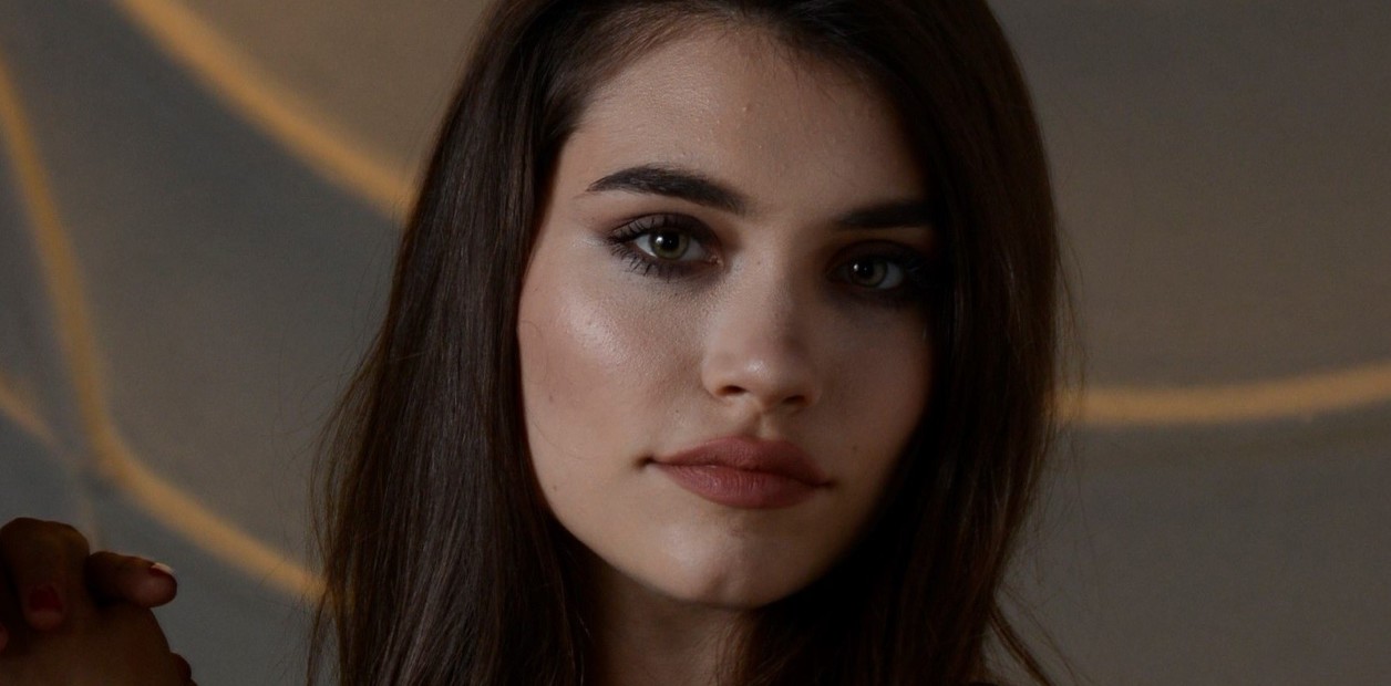 HJM982_OZ_1256x620
