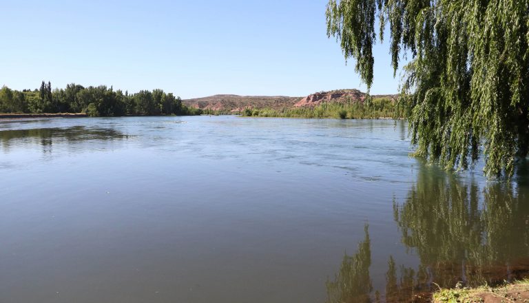 confluencia río