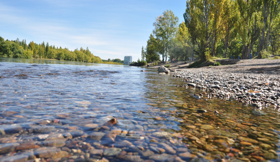 Nqn - Continuaran obras en la costa del limay - Juan Thomes