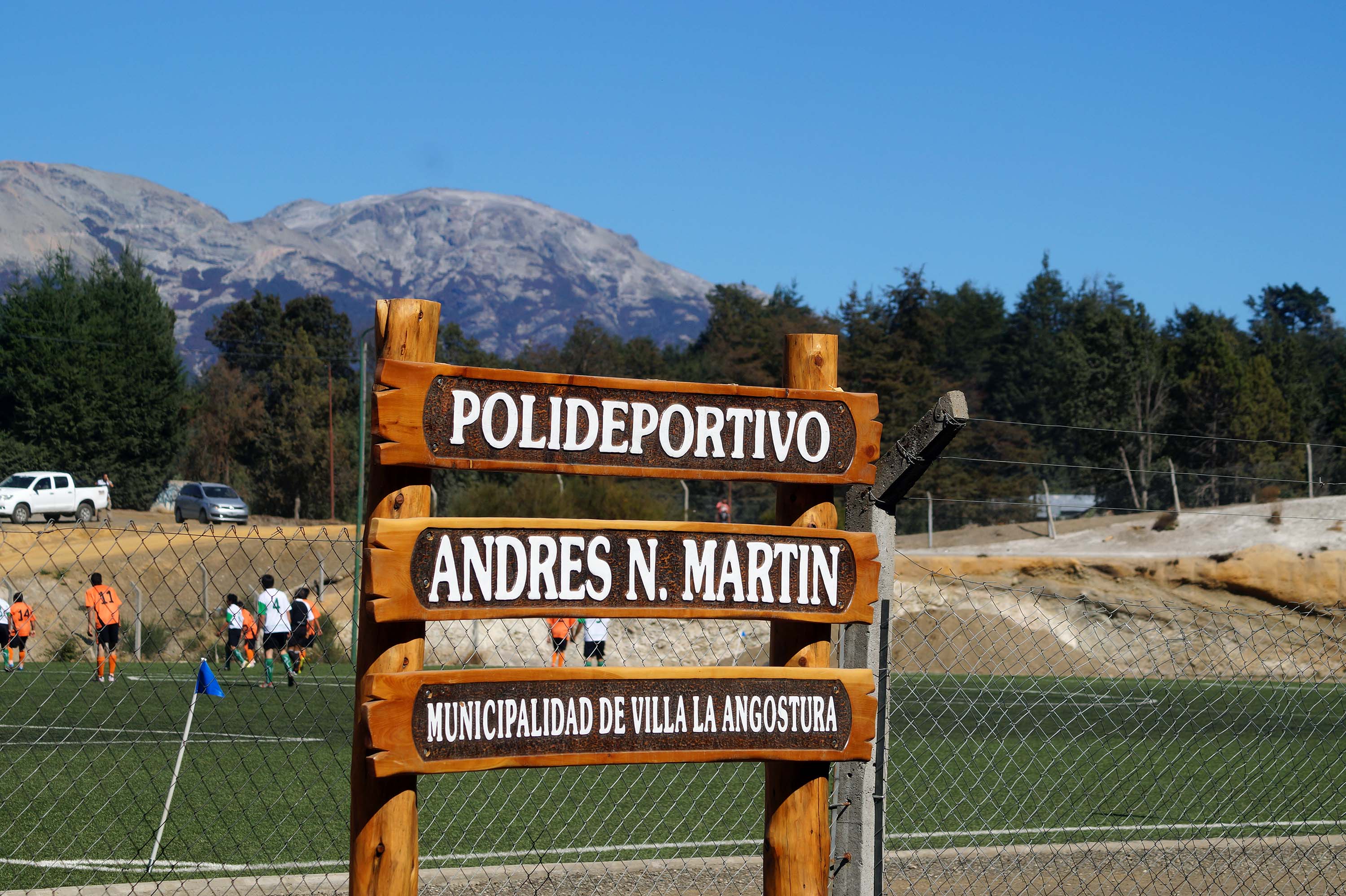 CANCHA_DE_CESPED_ADRIAN_MARTIN_2