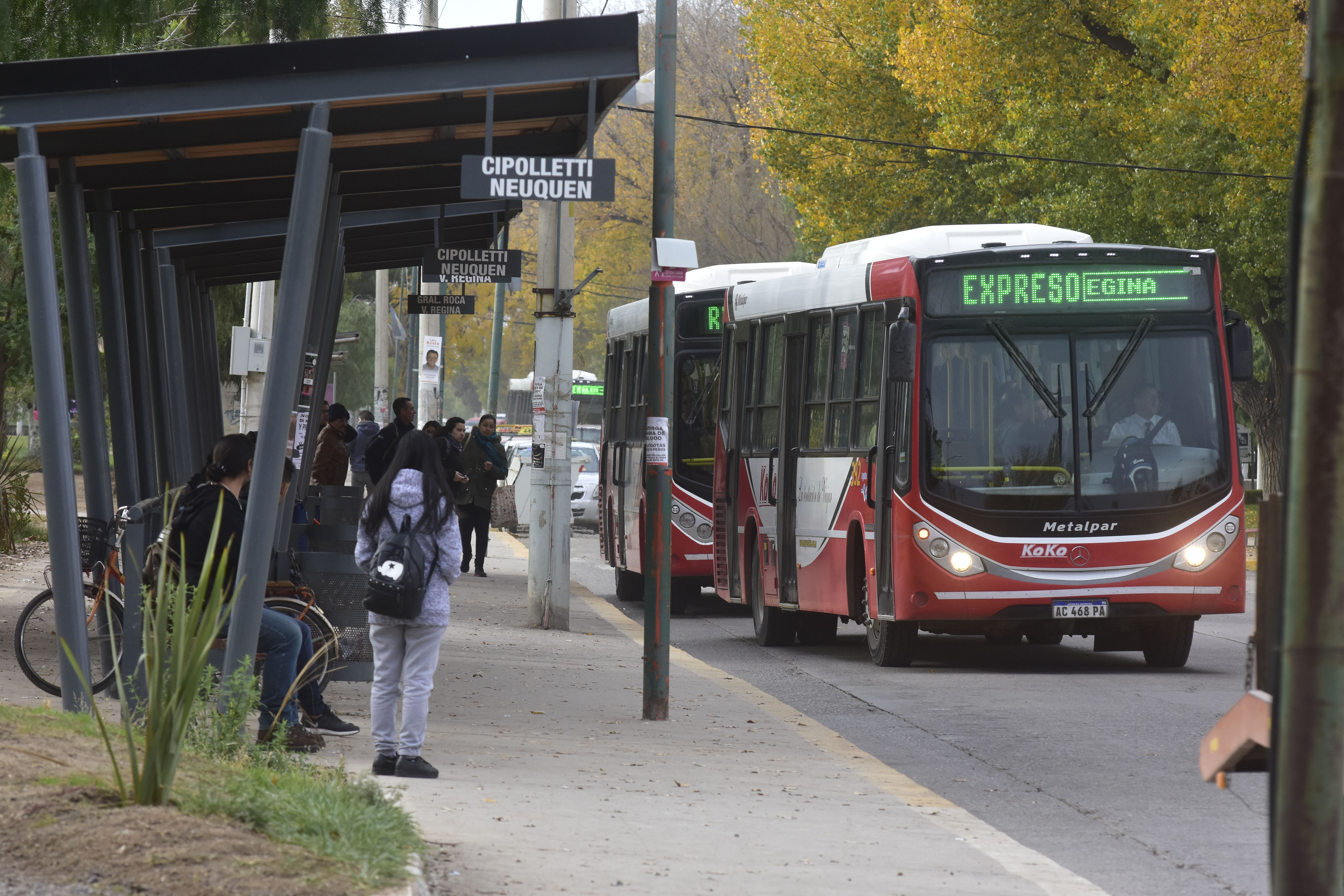16-05-19 allen parada de colectivos