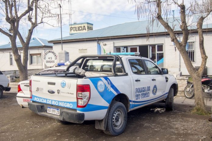 POLICIA