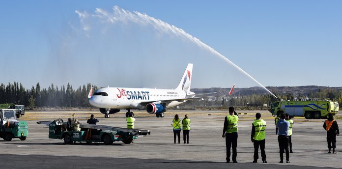 WEB-CABEZA-JET-SMART-_DSC8793-696x344