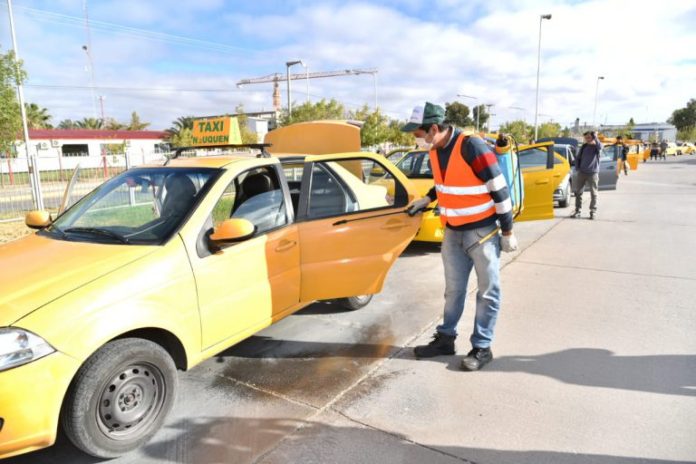 Desinfeccion-taxis-foto-2-768x512