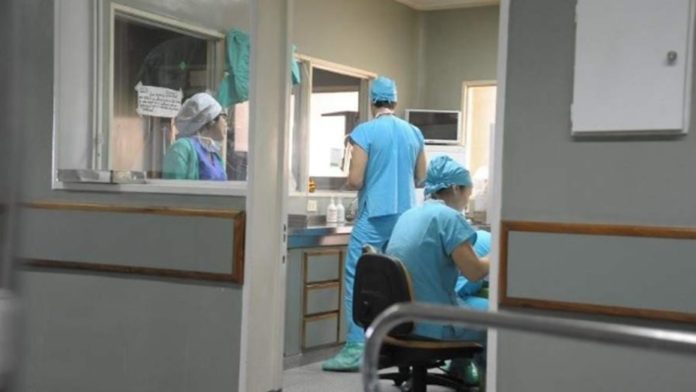 Médicos-enfermeros