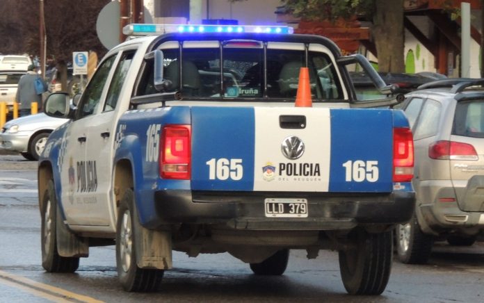 Camioneta_NQN_patrullando_SMA_1
