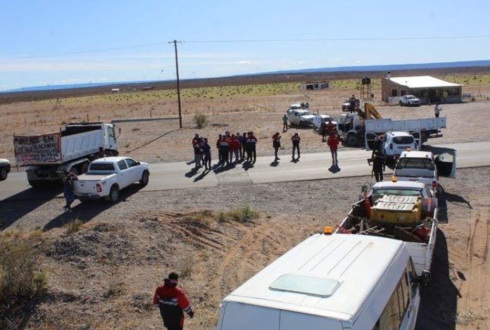 los-mineros-de-andacollo-continuan-con-el-corte-en-arroyito-reclamando-por-sus-puestos-laborales-1_1