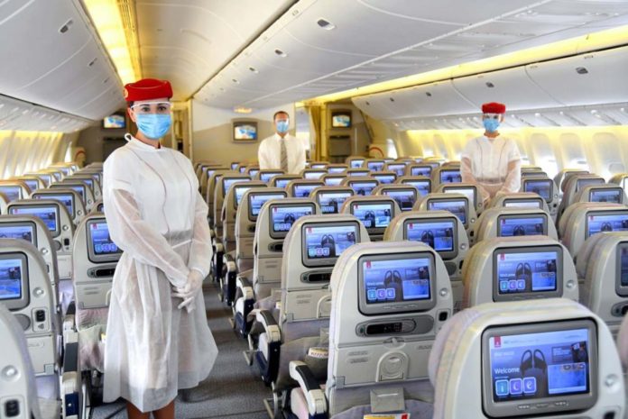 Emirates-tripulacion-COVID-19-990x661