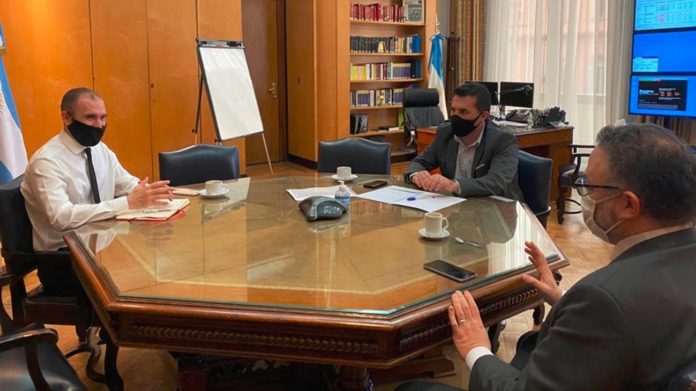 funcionarios