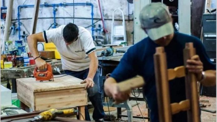 pymes_madera_crop1584624848447.jpg_258117318