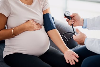 ¿Por qué la gripe puede ser devastadora para las mujeres embarazadas?