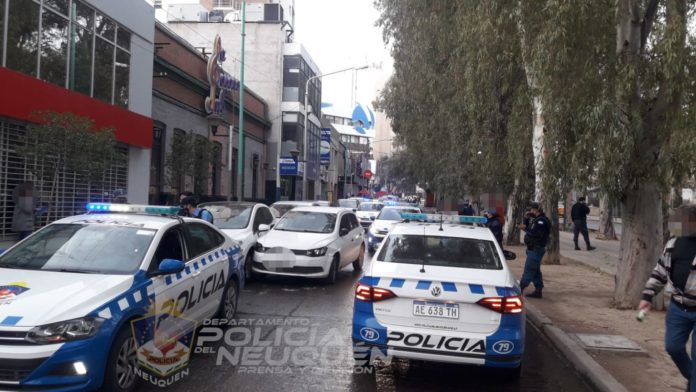 policias