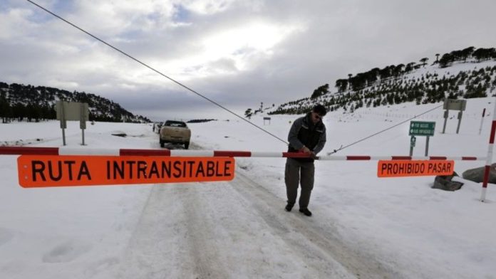 ruta-intransitable-nievejpg
