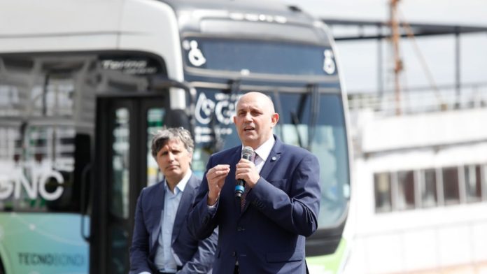 ministro-transporte-alexis-guerrerajfif.jfif