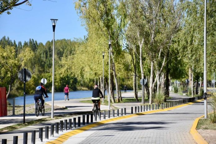 neuquen-inauguracion-paseo-de-la-costa-paseo-costero-foto-matias-subat-09-e1666100256940