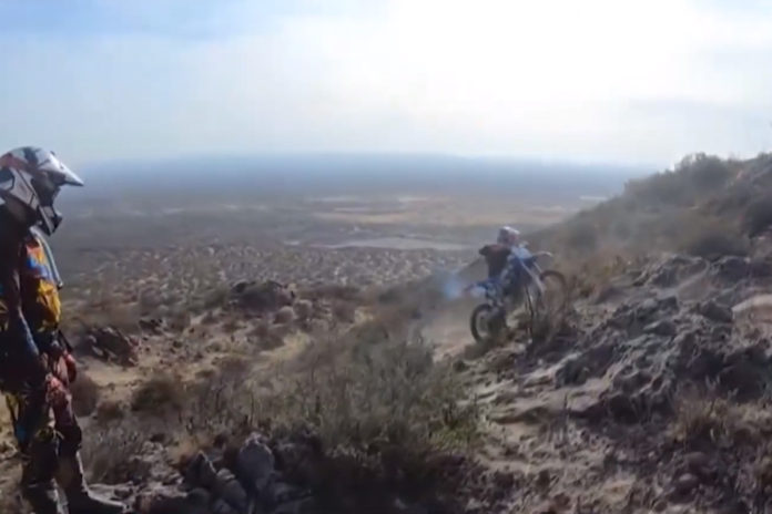 Enduro-robo