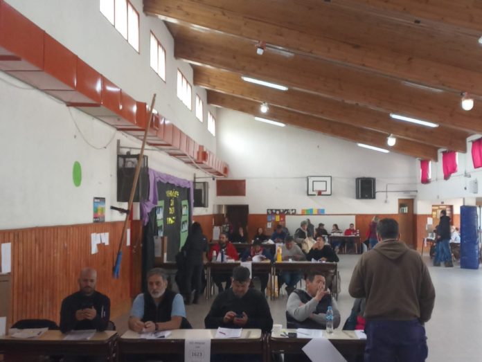 Elecciones.Escuela