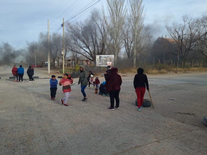 corte vecinos de ruca antu y trebol