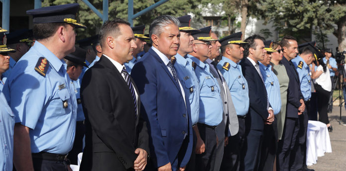 Web...Acto de la policia Gobernador Rolando Figueroa 7V0A3996